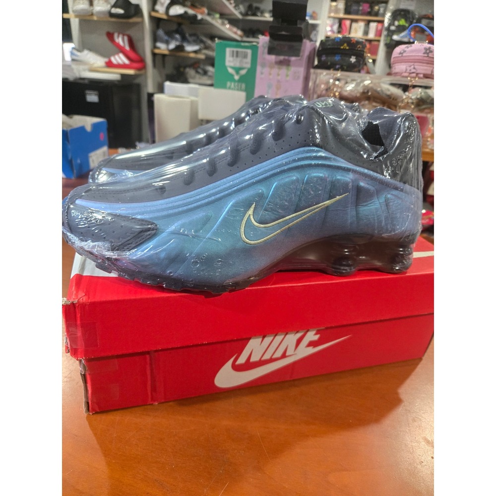 Nike Shox R4 Sapphire Light Liquid Lime Blue IF4849-500 Mens Size 9.5